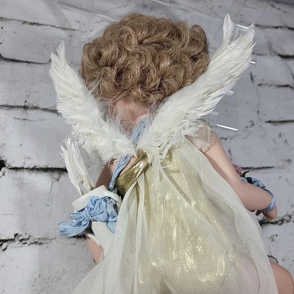 Ellenbrooke Sweet Cherub‎ Porcelain Angel By Connie Walser Derek
